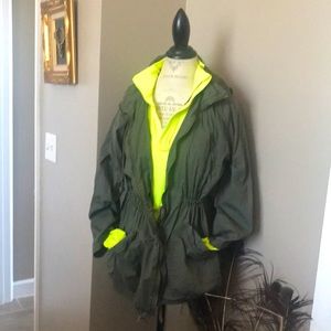 Forever 21 Army hooded jacket (Yellow top not included)